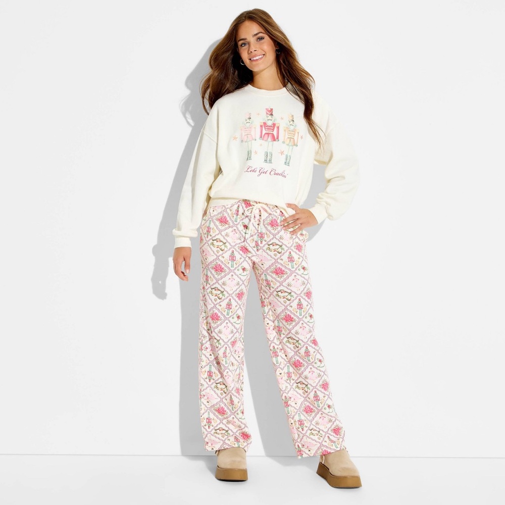 NWT Viral Nutcracker fleece sweatshirt and pants set